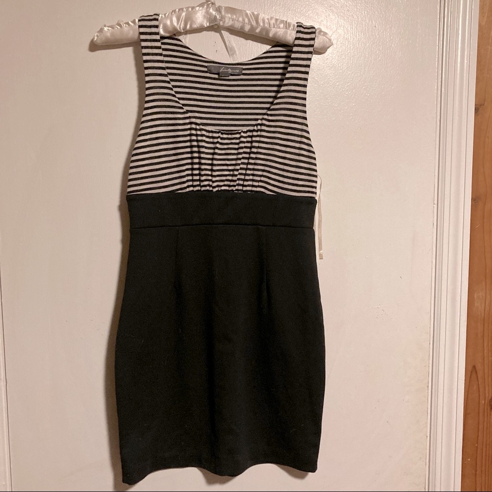 Forever 21 Black and White Dress Size Medium